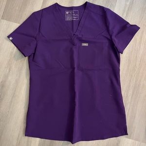 FIGS Catarina top - XS, digital grape, new without tags